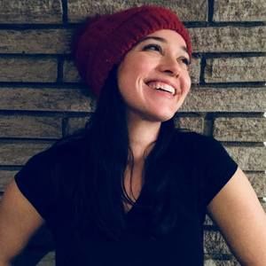 Meet your Posher, Karine